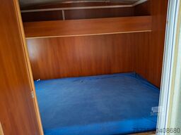 MERCEDES-BENZ LP 813