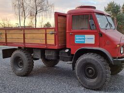 Mercedes-Benz Unimog 400
