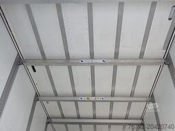 SCHMITZ CARGOBULL SKO 24/L FP 45 Multitemp/Doppelst./LBW 3to./Lift