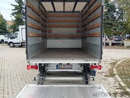 RENAULT Master III  L3P3 3,5t- tail lift