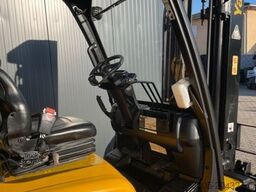 YALE Veracitor VX 35 - Triplex Mast - Waage !!!