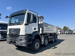 MAN TGS 41.520 8x4 BB KIPPER HENDRICKSON