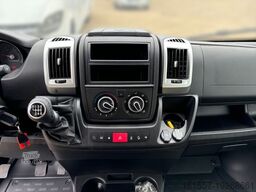 ROADCAR R 600 Citroen 140 PS Schlafdach, Isofix, Radio