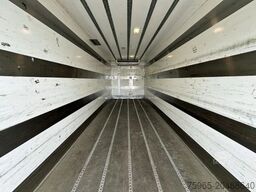 VOLVO FH 420 6X2 GLOBETROTTER HEIWO BOX 875 x 250 x 27