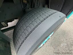 VOLVO FH 420 6X2 GLOBETROTTER HEIWO BOX 875 x 250 x 27