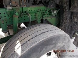 MERCEDES-BENZ AROCS 3240 8x4 Betonmischer Liebherr 9 m³