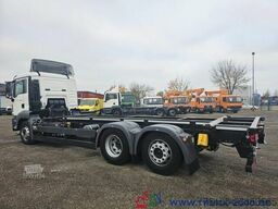 MAN TGS 26.320 6x2 BDF Mitnahmestapler AHK 1. Hand