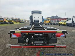 MAN TGS 26.320 6x2 BDF Mitnahmestapler AHK 1. Hand