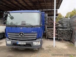 Mercedes-Benz Atego 818L