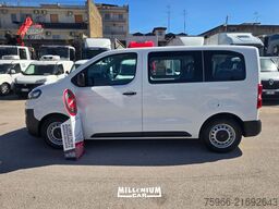 Opel OPEL VIVARO 2021 (9 POSTI) KM 84000