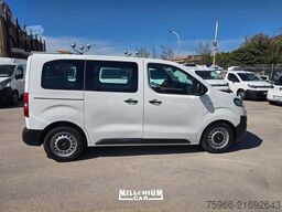 Opel OPEL VIVARO 2021 (9 POSTI) KM 84000