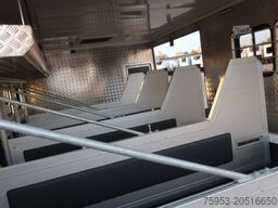 MAN TGL 12.250 BL 4x2 für 5 Pferde Aufbau Bj.: 2022