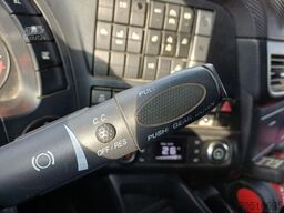 IVECO STRALIS AT320S46 4 ASSI