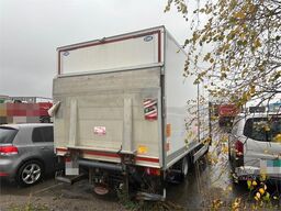 MAN TGL 8.220 4x2 box truck w/ 2 zone generator and li