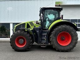 CLAAS Axion 930