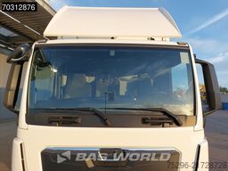 MAN TGL 12.250 4X2 12tonner Automatic 1500kg Ladebo...