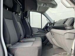 VOLKSWAGEN Crafter Kasten 35 L4H3 PDC DAB KAMERA KLIMA MFL