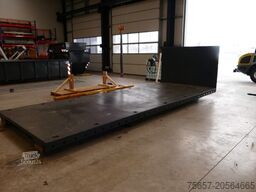  Abrollcontainer - Plattform