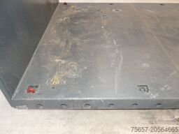  Abrollcontainer - Plattform