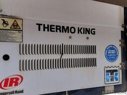 Schmitz Cargobull porte-conteneur 40 Pieds avec Groupe Frigo Thermo