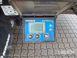 Krone Curtainsider Standard Staplerhalterung