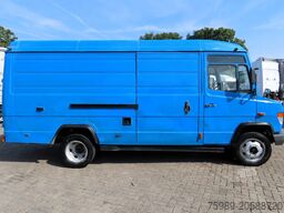 Mercedes-Benz Vario 812D