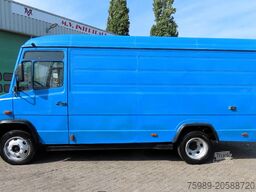 Mercedes-Benz Vario 812D