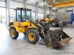 VOLVO L30G + FORK