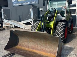 LIEBHERR L506 Compact / Claas 535 Torion / Winterausrüstu