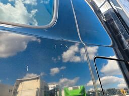 MERCEDES-BENZ Antos 1840 / Liftachse / Lenkachse