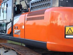 Hitachi ZX300 LC-7 | ROTOTILT | BUCKET