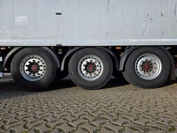 KNAPEN K100 / Liftachse