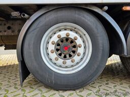 KNAPEN K100 / Liftachse