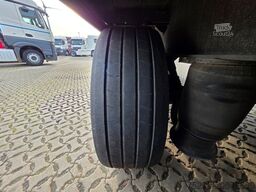 KRONE SD / Liftachse / EDSCHA