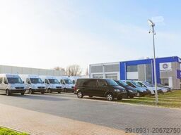 VOLKSWAGEN T5 1. Hand / Werkstatt / Klima / SHZ/AHK/FN:252