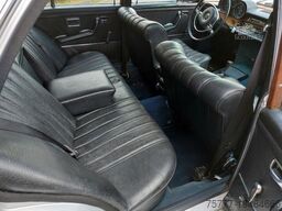 MERCEDES-BENZ 280 SE 3.5 Limousine W108