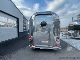 AIRDREAM 520 VINTAGETRAILER Inox Kitchen Trailer