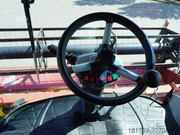 ROSTSELMASH VECTOR 425 RSM-101 grain harvester+Heade