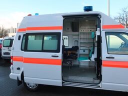 VOLKSWAGEN T5 Transporter Hochdach lang/KTW/Klima/FN: A94