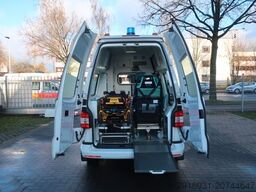 VOLKSWAGEN T5 Transporter Hochdach lang/KTW/Klima/FN: A94
