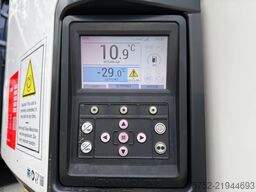 Schmitz Cargobull SKO 24 Thermo King A400 Liftas 2Ton LBW 2T 270H...