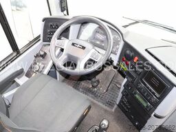 Van Hool EX16 M  / Tourismo 16RHD / Alicron TX16 / Lift ...