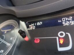 DAF LF 210 FA Bakwagen + Dhollandia 2000 kg klep ex...