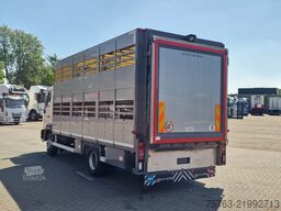 MAN TGL 8.240 - 2 deck livestock Bekkers - Loadlift...