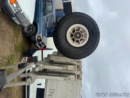 Klaas **LADDERLIFT-DAKWERKERSLIFT-VERHUISLIFT**