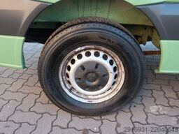 VOLKSWAGEN Crafter Kasten 35 mittel L2H2/Klima/AHK/FN: 237