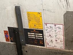 LANGENDORF SDF 27/28 Doppelstock Kühlung Renntrailer