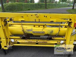 John Deere 7580I + Kemper 375 Plus + Pickup