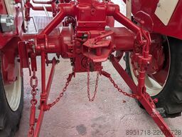 IHC Cormik B214
