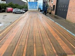 Groenewegen 3AS Zware kantbalken Hardhouten vloer